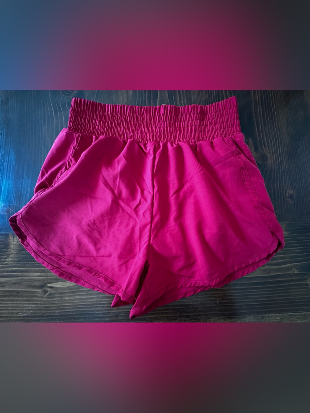 Shorts women’s small